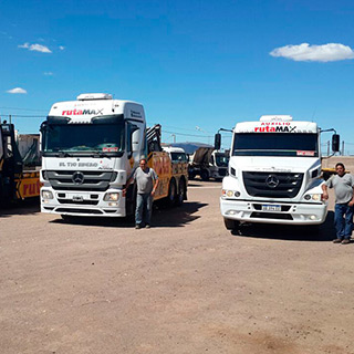RutaMax | Remolques en Ruta | Traslado de vehículos | Auxilio | Flota