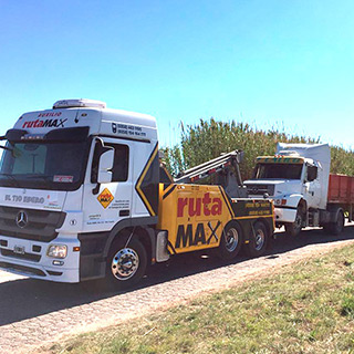 RutaMax | Remolques en Ruta | Traslado de vehículos | Auxilio | Flota