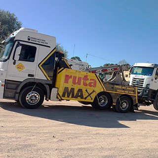 RutaMax | Remolques en Ruta | Traslado de vehículos | Auxilio | Flota
