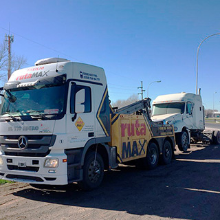 RutaMax | Remolques en Ruta | Traslado de vehículos | Auxilio | Flota